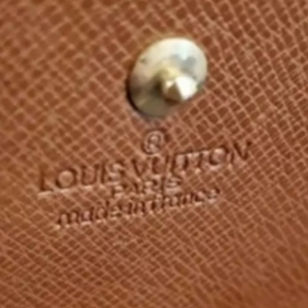 NIB Vintage Louis Vuitton 80's LV Logo Monogram Compact Luxury Wallet & Box
